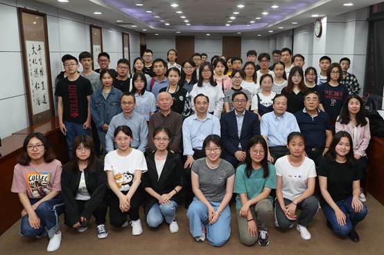 必赢242net官网“大家名师微课堂”圆满举行