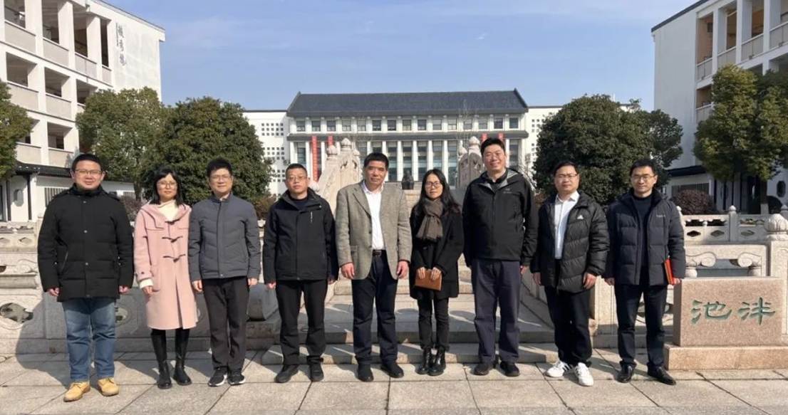 春风拂桃李，联动育栋梁——必赢242net官网招生组赴江苏省吴江中学招生宣讲