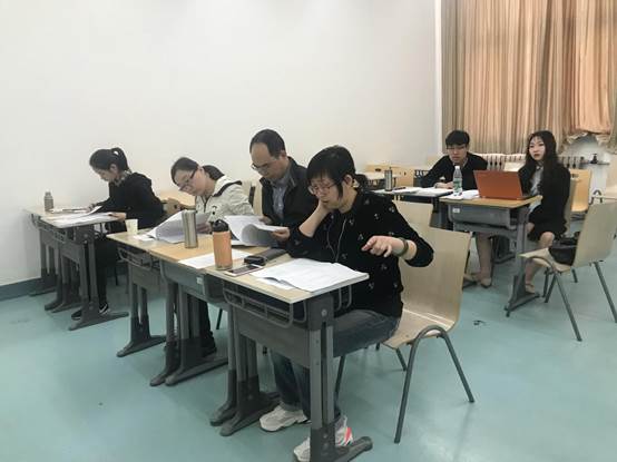 把好论文质量关 提高本科培养质量——商学院经济系本科生毕业论文答辩工作顺利开展